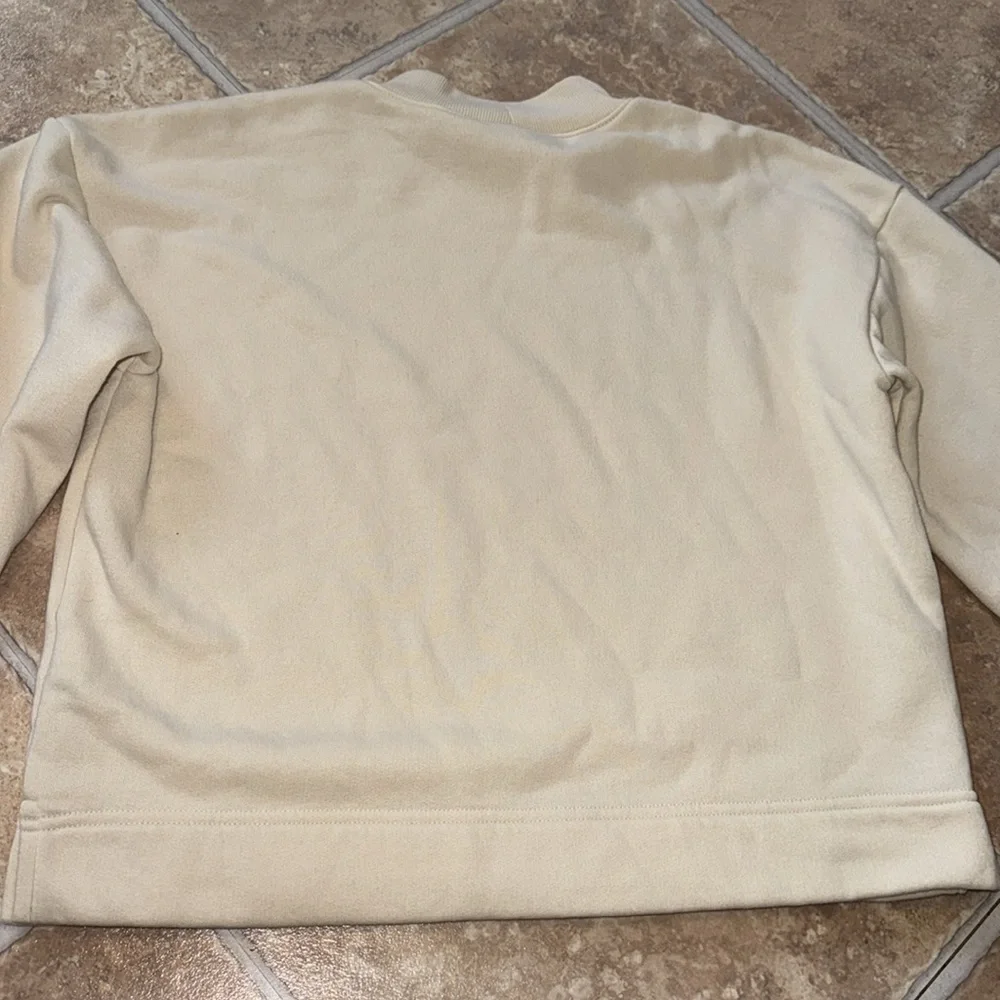 OLD NAVY KIDS/GIRLS LRG 10/12 Cream Sweatshirt with Red Heart Long Sleeve - Picture 10 of 10